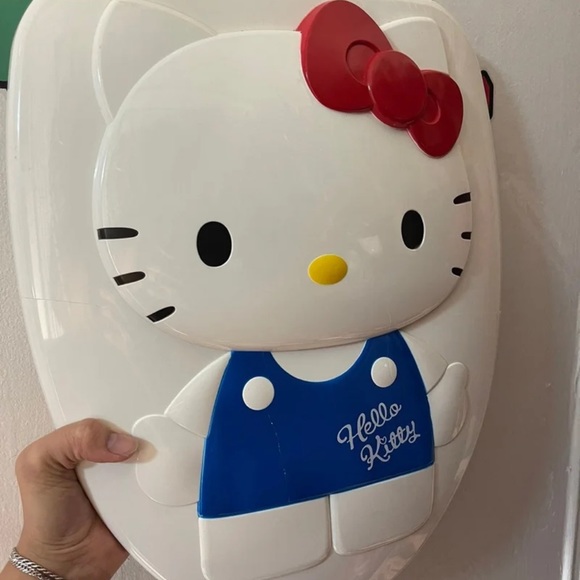 Sanrio Bath Hello Kitty Toilet Seat Poshmark